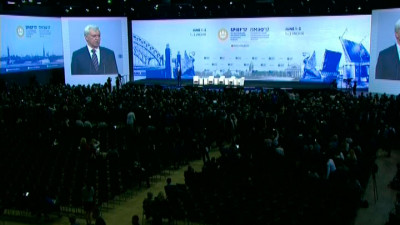 Участники ПМЭФ ищут новый баланс в глобальной экономике