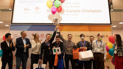 Команда ИТМО вышла в финал студенческого чемпионата мира по программированию