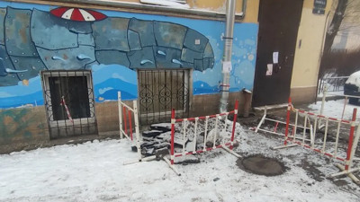 Клуб моряков-подводников на Васильевском затопило второй раз за месяц