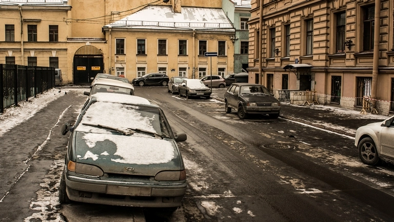 Гололедица, снег и сильный ветер ожидаются в воскресенье в Петербурге - tvspb.ru