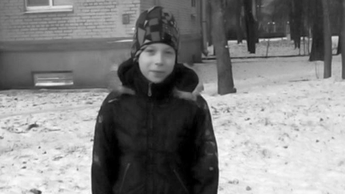 Возбуждено дело после обнаружения тела пропавшего в Стрельне 10-летнего мальчика - tvspb.ru
