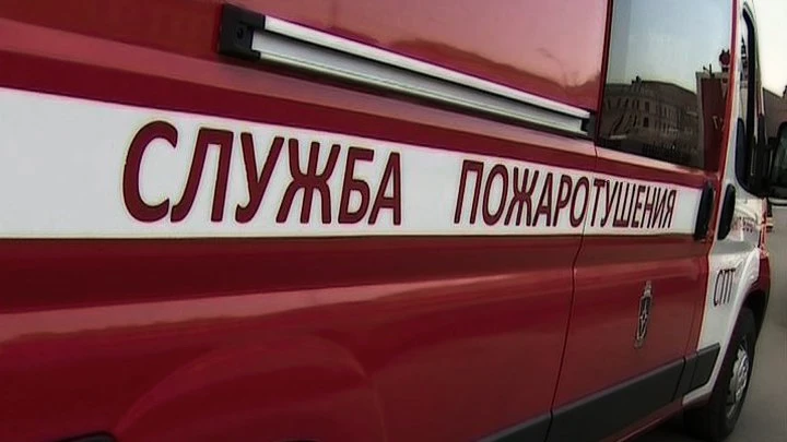 Десять расчетов тушили пожар на Литейном проспекте - tvspb.ru