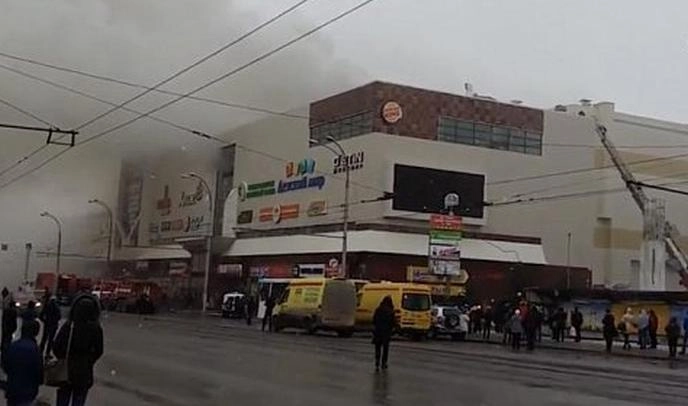 Число пострадавших при пожаре в Кемерово увеличилось до 76 человек - tvspb.ru