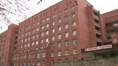 Покровская больница возвращается к плановому режиму работы