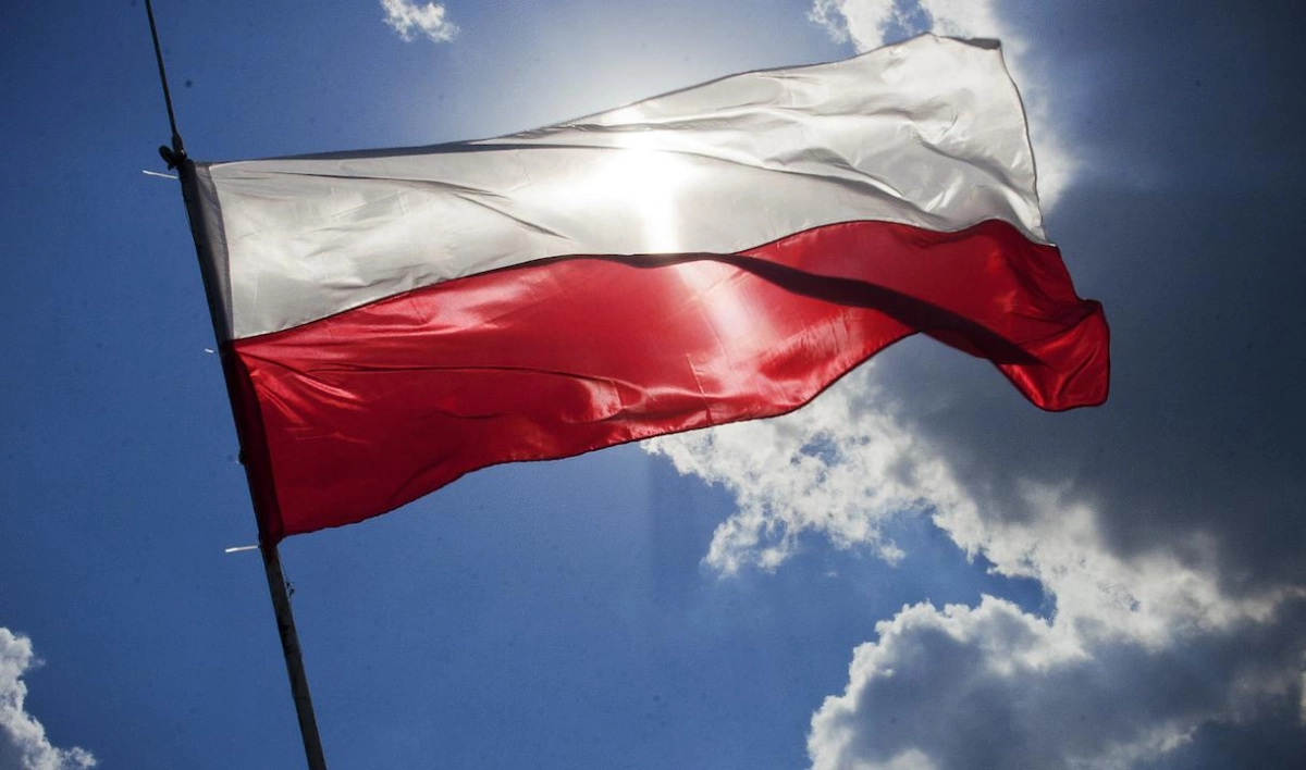 Польша сняла запрет на авиасообщение с Россией из-за коронавируса - tvspb.ru