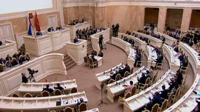 Отчет губернатора Петербурга перед депутатами ЗакСа