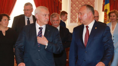 Губернатор Петербурга встретится с президентом Молдавии