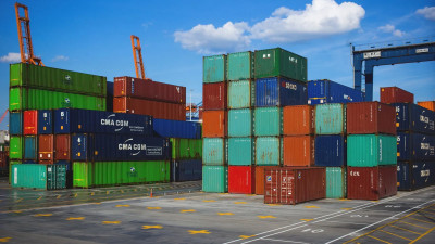 Больше 37 млрд рублей выделили на льготное кредитование закупок импортной продукции в России