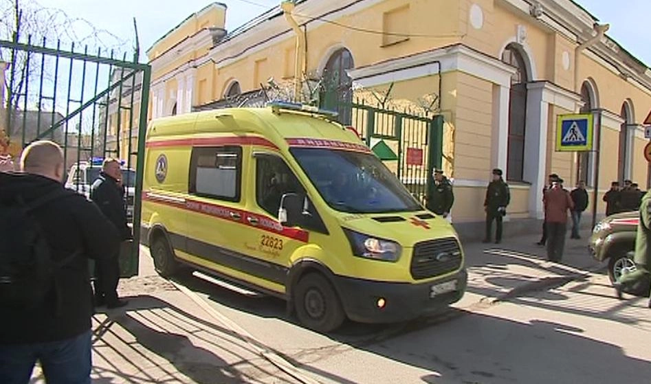 Пострадавший при взрыве в академии имени Можайского находится в тяжелом состоянии - tvspb.ru