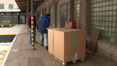 Поступившие в Петербург дозы препарата от COVID-19 уже сегодня начнут развозить по пунктам вакцинации