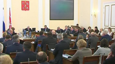 Покупателей автомобилей российской сборки в Петербурге могут освободить от уплаты транспортного налога на 3 года