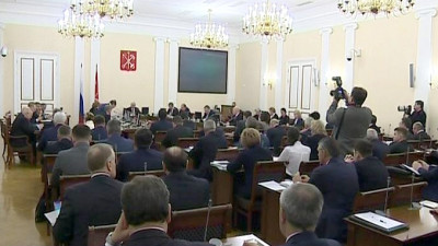 Безопасность, конгрессовый туризм и детский отдых: основные темы заседания городского правительства