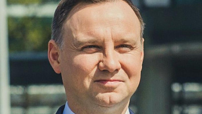 Президент Польши подписал закон о Холокосте