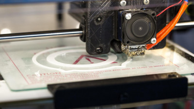 В Петербурге запустили производство первого в России промышленного 3D принтера