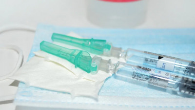 Александр Беглов напомнил петербуржцам о необходимости вакцинации