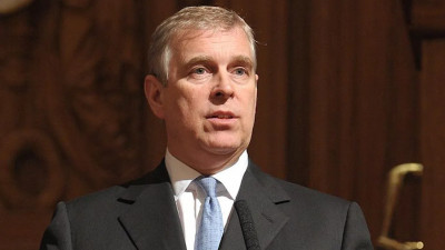 Принца Эндрю лишили почетных званий и титула из-за обвинений в сексуальном насилии