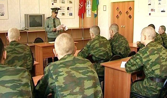 В Петербурге весной планируют призвать в армию 2725 человек - tvspb.ru