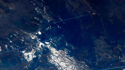 В Роскосмосе рассказали, почему на снимках со спутника не видно самолетов