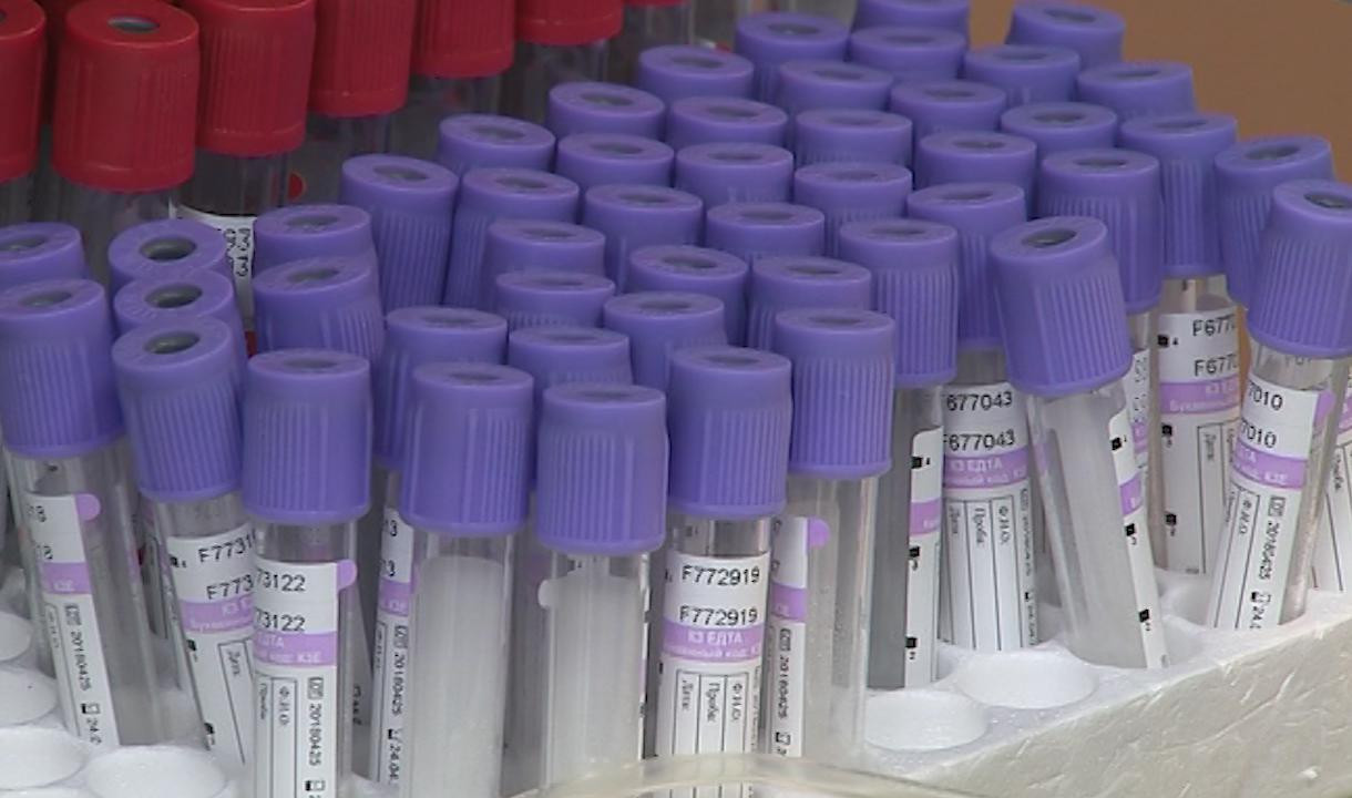 Более 8 тысяч петербуржцев обследовали на коронавирус за сутки