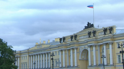 Александр Беглов и Вячеслав Макаров прокомментировали завершившееся голосование по поправкам к Конституции