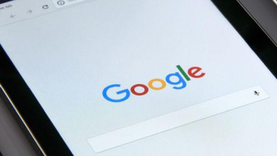 Facebook и Google злоупотребляют монопольным положением, считает Сорос