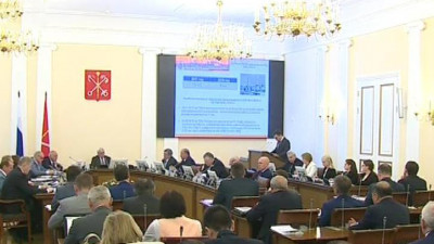 Полтавченко раскритиковал подчиненных за неосвоенные 19 млрд рублей городского бюджета