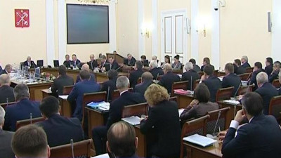 Прямое включение: На заседании городского правительства обсудили налоговые льготы, выполнение «майских указов» и предстоящие культурные мероприятия