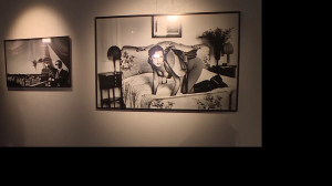 Какая девушка отказалась бы у него фотографироваться: выставка легендарного Хельмута Ньютона в Эрарте