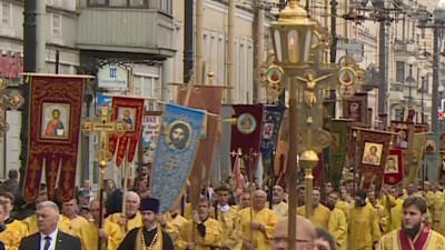 День перенесения мощей Александра Невского ограничит движение в центре Петербурга