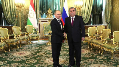 Поистине союзнические отношения: в Кремле прошла встреча Путина и президента Таджикистана