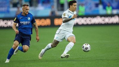 «Зенит» обыграл «Ротор» благодаря голам Дзюбы и Дриусси