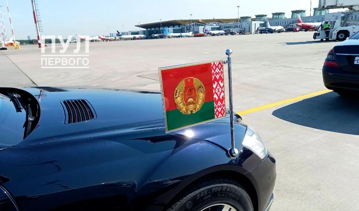 Александр Лукашенко прилетел в Петербург на встречу с Владимиром Путиным - tvspb.ru