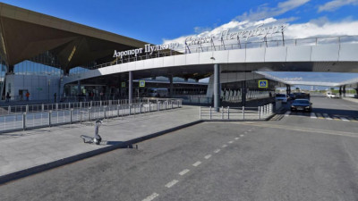 В «Пулково» приземлился самолет с россиянами из Душанбе