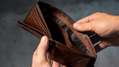 Правительство сохранило повышенный размер пособия по безработице на 2021 год