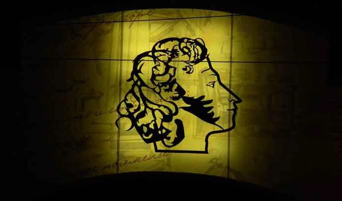 Передвижная выставка, посвященная Пушкину, начинает работать в Петербурге - tvspb.ru