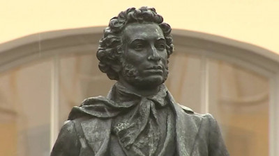 Большинство россиян уверены, что российскую культуру невозможно «отменить»