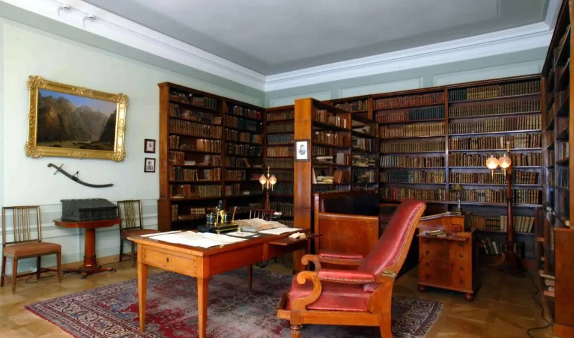 Музей-квартиру Пушкина закрыли до 10 февраля - tvspb.ru