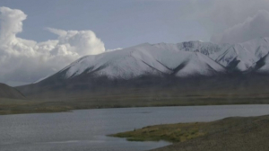 Место поклонения местным духам — Обо. Путешествие по бескрайним степям Монголии