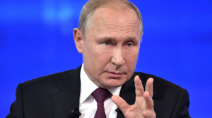 О чем россияне спросили Владимира Путина во время Прямой линии
