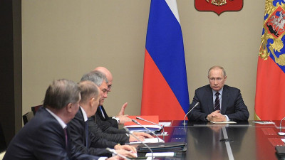 Владимир Путин провел оперативное совещание с постоянными членами Совбеза РФ