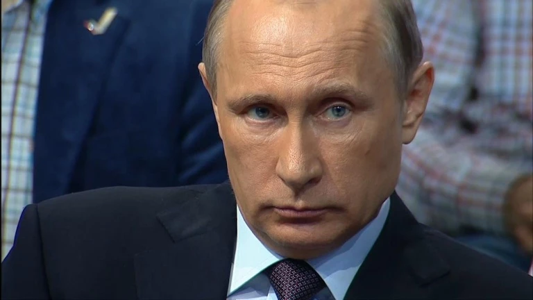 Путин поручил взять под контроль обращение криптовалют - tvspb.ru