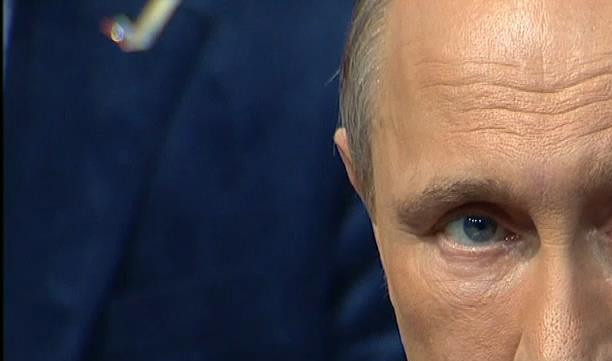 Путин: Участие в выборах большого числа претендентов освежает политическую дискуссию