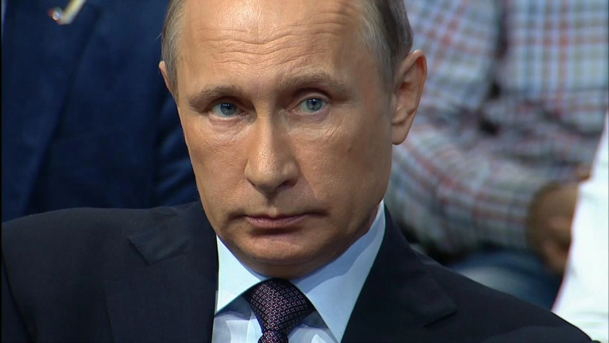 Путин подписал указ о сокращении президентской зарплаты на 10% - tvspb.ru