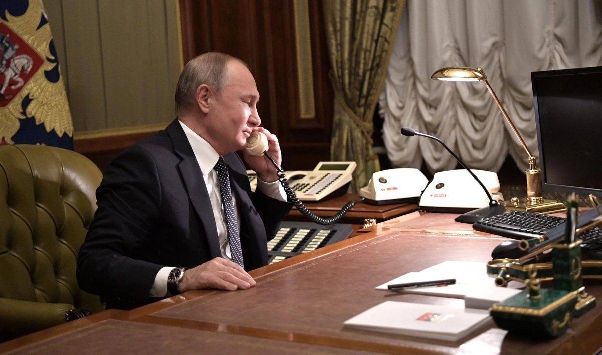 Владимир Путин поговорил по телефону с Николасом Мадуро - tvspb.ru