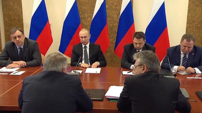 Путин во время визита в Курчатовский институт призвал совершить прорыв сразу в нескольких отраслях науки