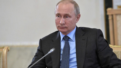 Владимир Путин сделал прививку от коронавируса