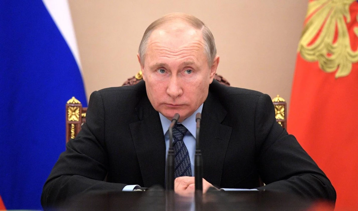 Путин освободил от должности замминистра юстиции Юрия Любимова - tvspb.ru