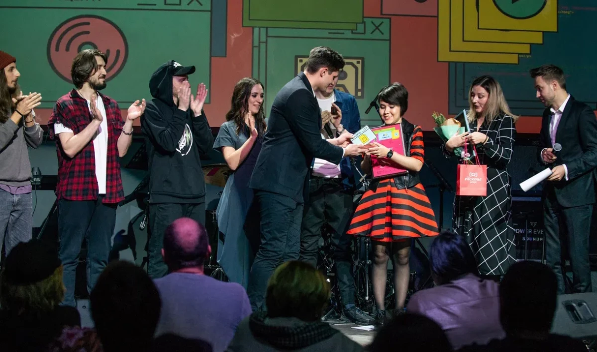 Победителей молодежной кинопремии и конкурса авторов и исполнителей наградят на Культурном форуме - tvspb.ru