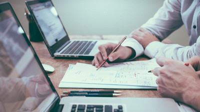 Эксперт: Российские банки ужесточают требования по кредитам