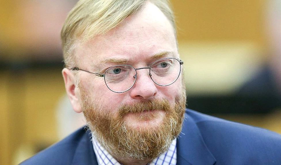 Виталий Милонов не поверил размеру зарплаты актрисы и депутата Анастасии Мельниковой - tvspb.ru